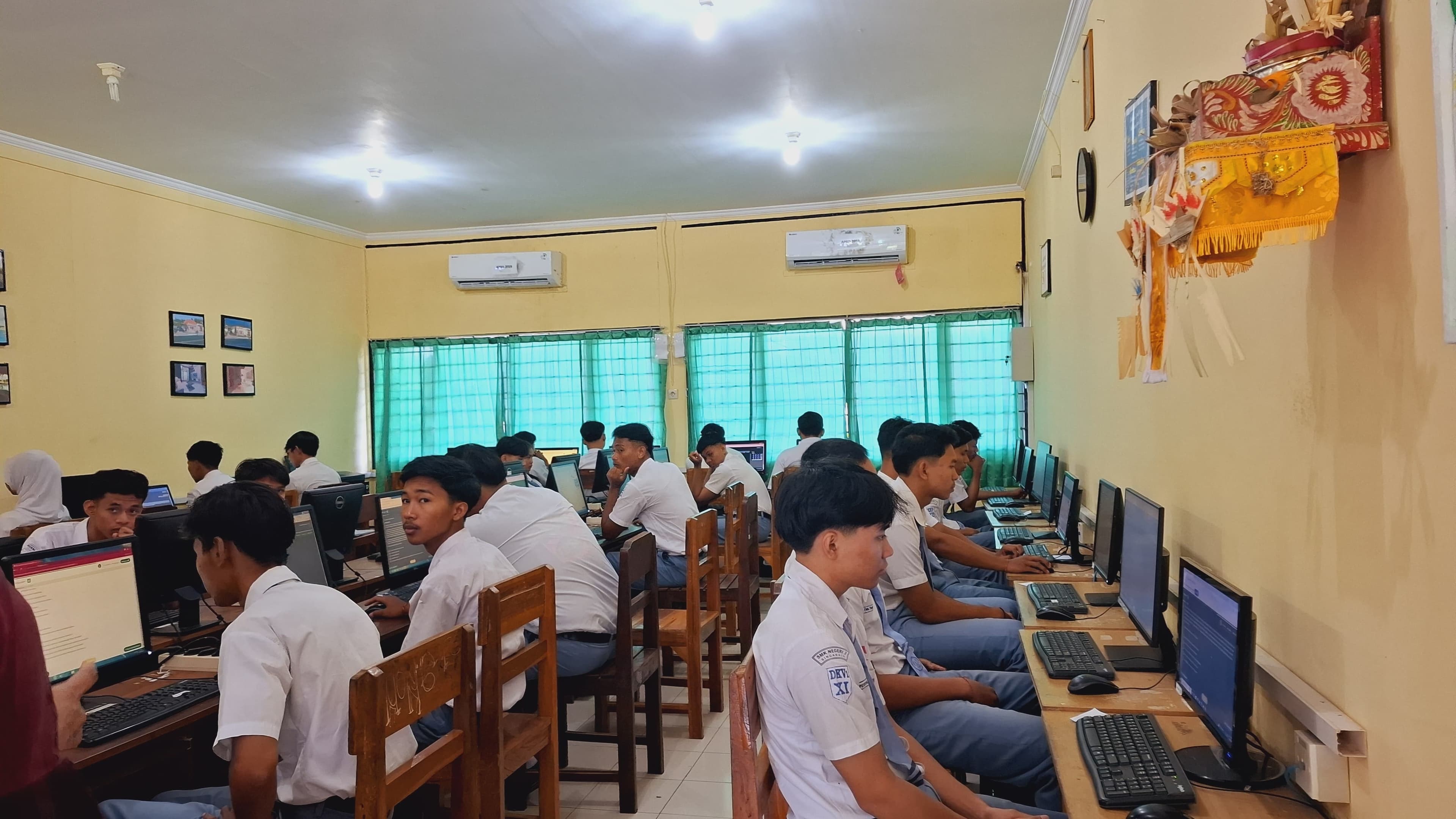 Lab Komputer - Foto 3