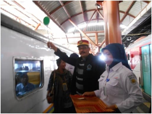 KEGIATAN TENGAH SEMESTER DALAM RANGKA PENGEMBANGAN PENDIDIKAN ANAK SEUTUHNYA