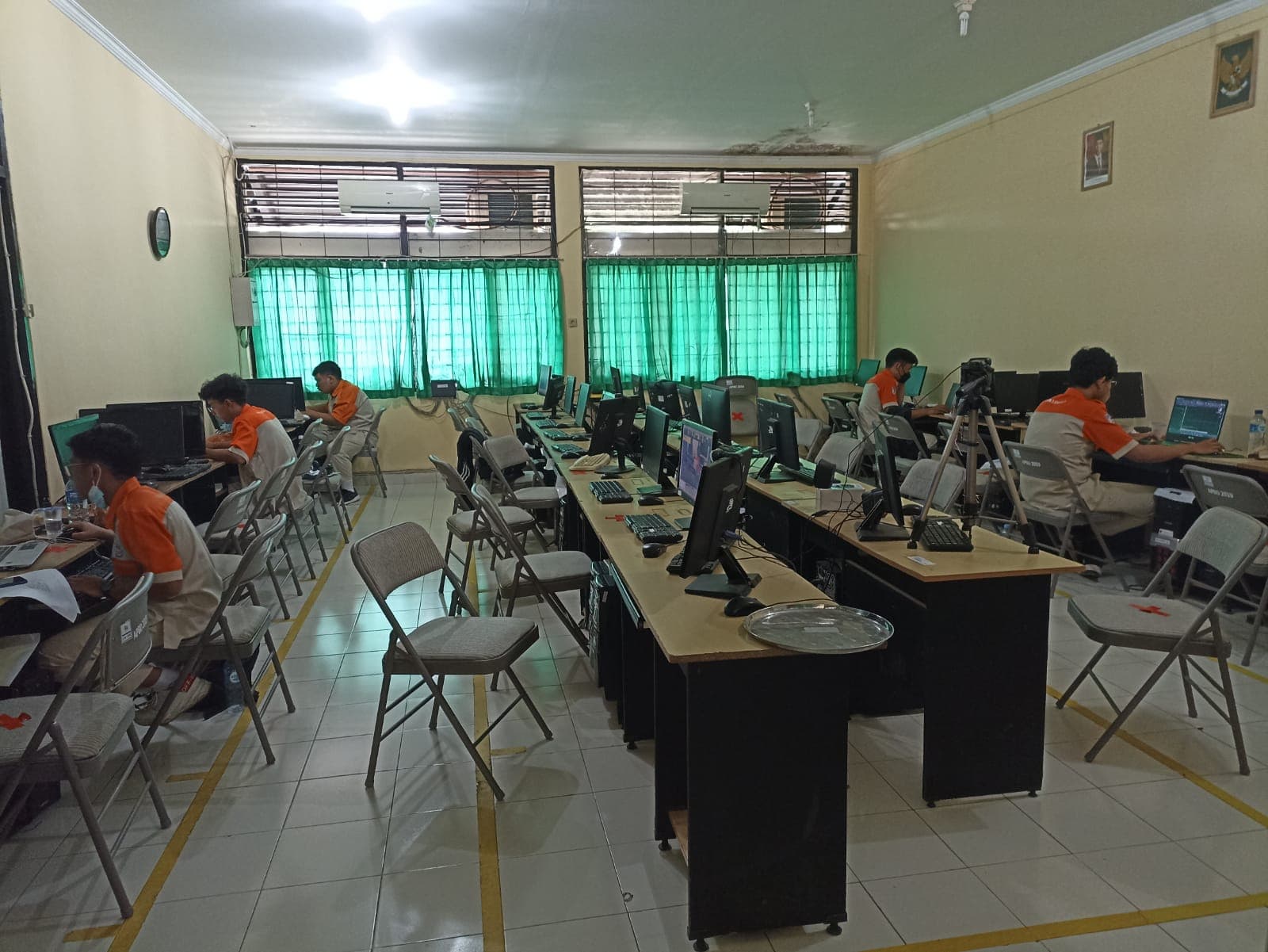 SISWA DPIB IKUT SERTA PADA ‘NATIONAL AUTOCAD COMPETITION’
