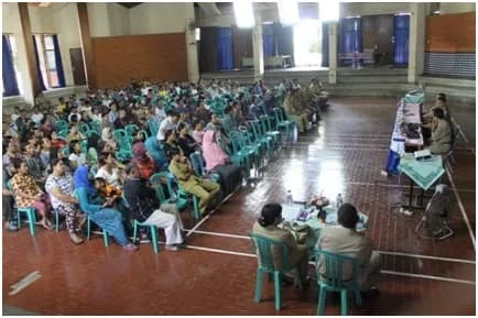 PROGRAM KEMITRAAN SMK DENGAN KELUARGA DAN MASYARAKAT